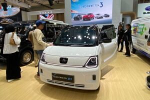Banjir Diskon Mobil Listrik Murah di GIIAS 2025, Wuling Air ev & VinFast Turun Puluhan Juta!