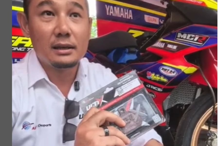 Podium kemenangan Alfi Husni jadi bukti nyata performa Ulti-X tipe R7 di lintasan balap nasional.
