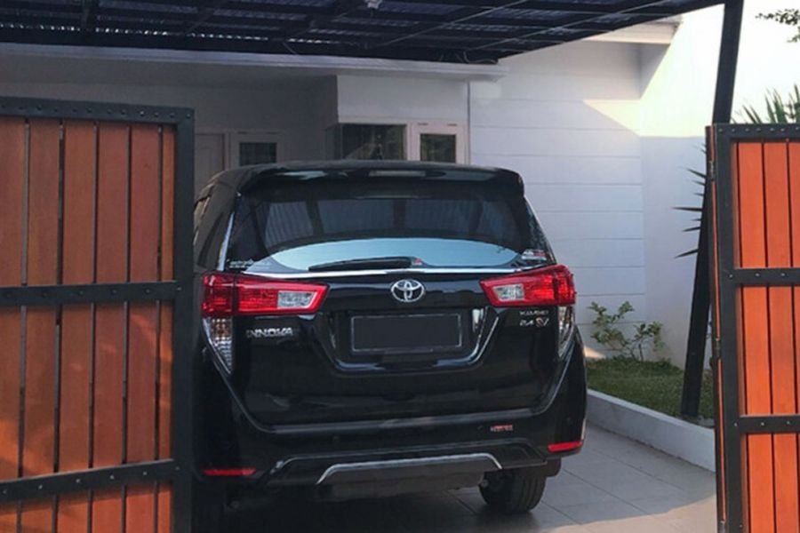 Mobil Terparkir Lama di Garasi Bukan Berarti Bebas Masalah
