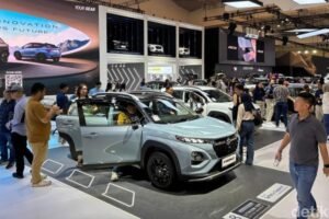 GIIAS 2025 Tampilkan Inovasi Teknologi Otomotif: Dari Mobil Hybrid, Hidrogen, hingga Robot Pintar)