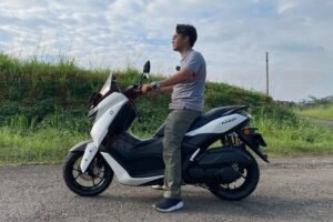 Modifikasi Suspensi Motor Disesuaikan Tinggi Badan Pengendara