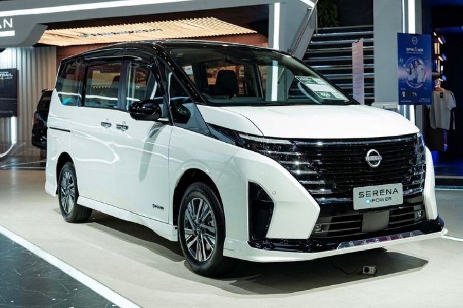 Nissan Serena e-Power 2025: MPV Hybrid Canggih dan Praktis untuk Keluarga Modern