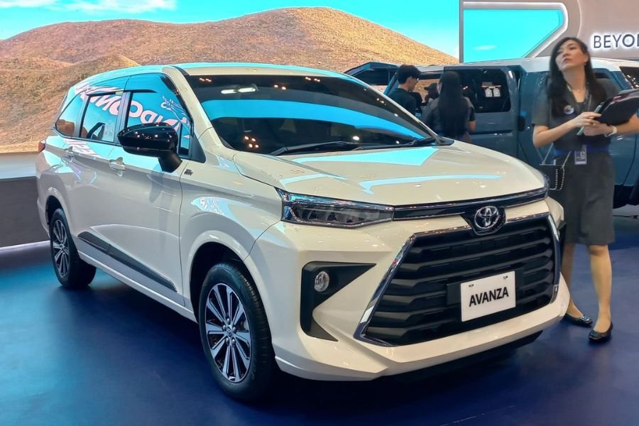 Mobil Bekas yang Paling Banyak Dicari: Toyota Avanza Tetap Stabil di Tengah Anjloknya Harga EV