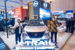 Nissan X-Trail e-POWER Meluncur di Surabaya: SUV Elektrifikasi dengan Teknologi e-4ORCE yang Bikin Penasaran!