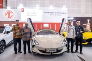 MG Cyberster Warna Baru Debut di Surabaya, Tampil Elegan dengan Modern Beige & Red Top