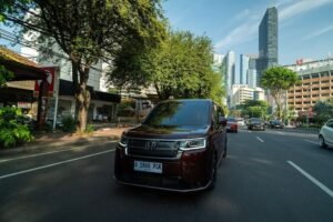Kelebihan dan Kekurangan Honda Step WGN e:HEV: MPV Hybrid Nyaman untuk Keluarga Modern