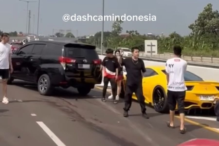Konvoi Supercar Alami Kecelakaan Beruntun di Tol Kunciran, Lamborghini Aventador Ringsek