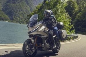 Honda NT1100 2025: Motor Sport Touring Baru dengan Tampilan Mirip PCX, Harga Rp 263 Juta!