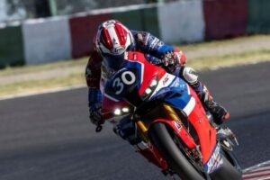Honda Juara Lagi di Suzuka 8 Hours 2025! Zarco & Takahashi Tampil Gila, Unggul Tanpa Rider Cadangan!