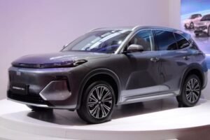 Geely Starray EM-i, SUV Super Hybrid dengan Jarak Tempuh 1.000 Km Siap Dirakit di Indonesia