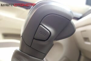 Fungsi Tombol OD OFF di Transmisi Mobil Matik, Jangan Salah Tekan!