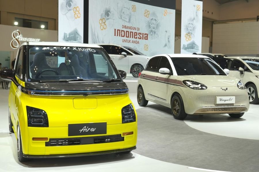 Wuling Air ev Turunkan Harga, Tetap Jadi Pelopor Mobil Listrik Kompak di Indonesia