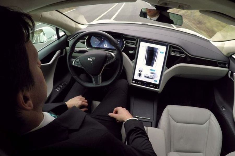 Tesla Buka Lowongan “Duduk di Mobil” Digaji Rp 500 Ribu per Jam, Cocok Buat Pekerjaan Santai