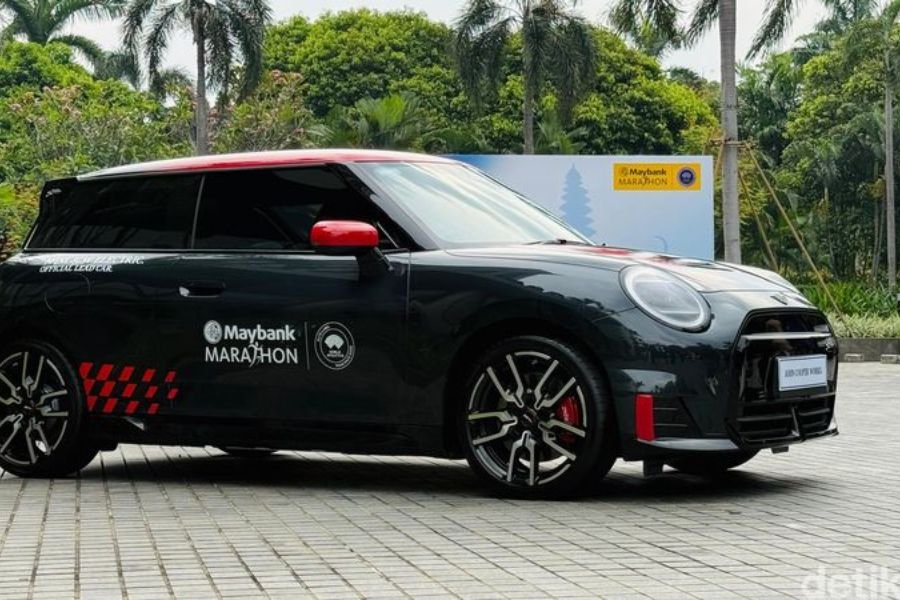 Mobil Listrik BMW-MINI Siap Melaju di Jalur Bali, Incar Pecahkan Rekor Marathon Maybank 2025!