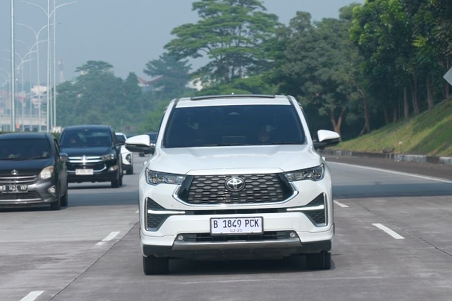 Apa Harga Mobil Hybrid Bekas, Anjlok atau Tetap Stabil?