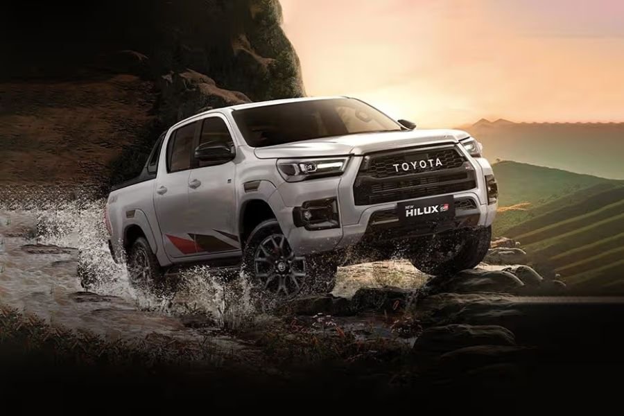 Mobil Toyota Hilux 2025: Pickup Tangguh dengan Harga Rp 414 – 539,9 Juta