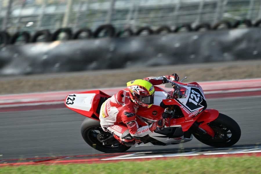 Bidik Kemenangan di Mandalika, Astra Honda dan CBR Series Siap Melesat di MRS 2025