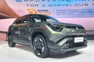 GIIAS 2025: Suzuki eVitara Dipamerkan, Pengunjung Ramai Tanyakan Harga