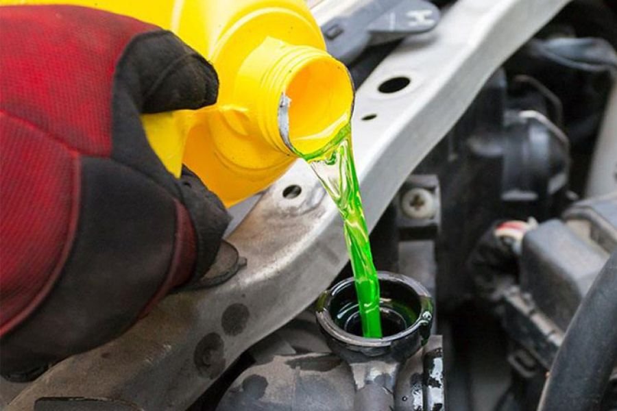 Dampak Instan Cairan Coolant Palsu: Mesin Panas hingga Radiator Bocor