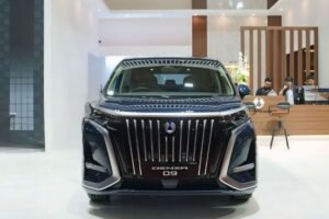 Denza D9: MPV Listrik Premium untuk Pemilik Gaji Rp 50 Juta per Bulan