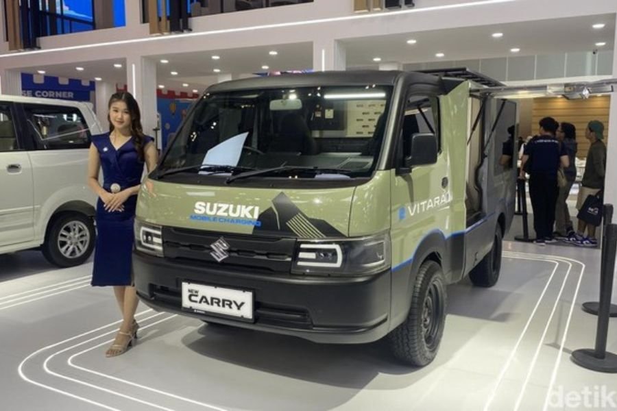 Suzuki Carry Jadi Stasiun Pengisian Daya Mobil Listrik, Tampil di GIIAS 2025