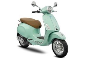 Motor Vespa Sprint 2025: Desain Elegan, Mesin Tangguh, dan Harga Terbaru di Indonesia