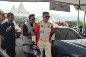 Dari Jalanan ke Sirkuit Resmi: Rifat Sungkar Meriahkan Pertamax Turbo Drag Fest 2025 di Tasikmalaya