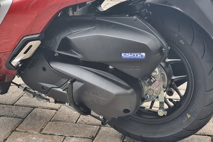 Performa Mesin Honda Stylo 160: Skutik Premium dengan Tenaga 15,1 HP dan Torsi Mantap