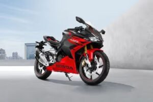 Rider Pemula vs Rider Berpengalaman: Apakah CBR250RR 2025 Cocok untuk Semua?