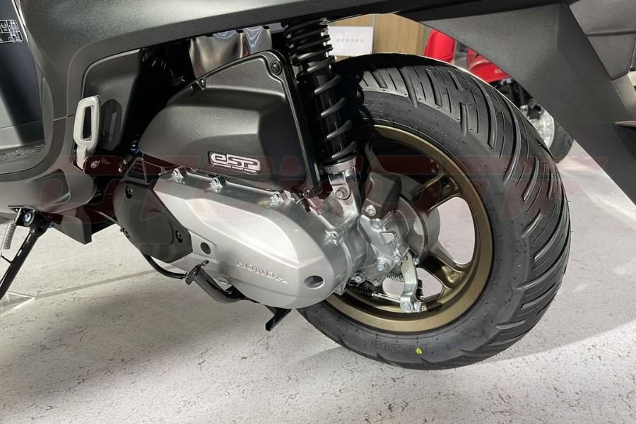 Alasan Kenapa Skutik Keluaran Terbaru Tak Lagi Dibekali Kick Starter, Ini Penjelasannya!