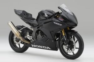 Tampilan Agresif CBR250RR 2025: Kesan Solid dan Sporty dalam Desain