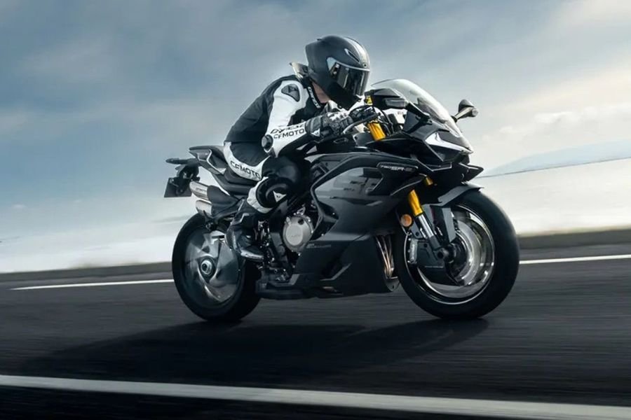 CFMoto Luncurkan Motor Sport 750SR-S: Mesin 750cc Empat Silinder dengan Fitur Premium