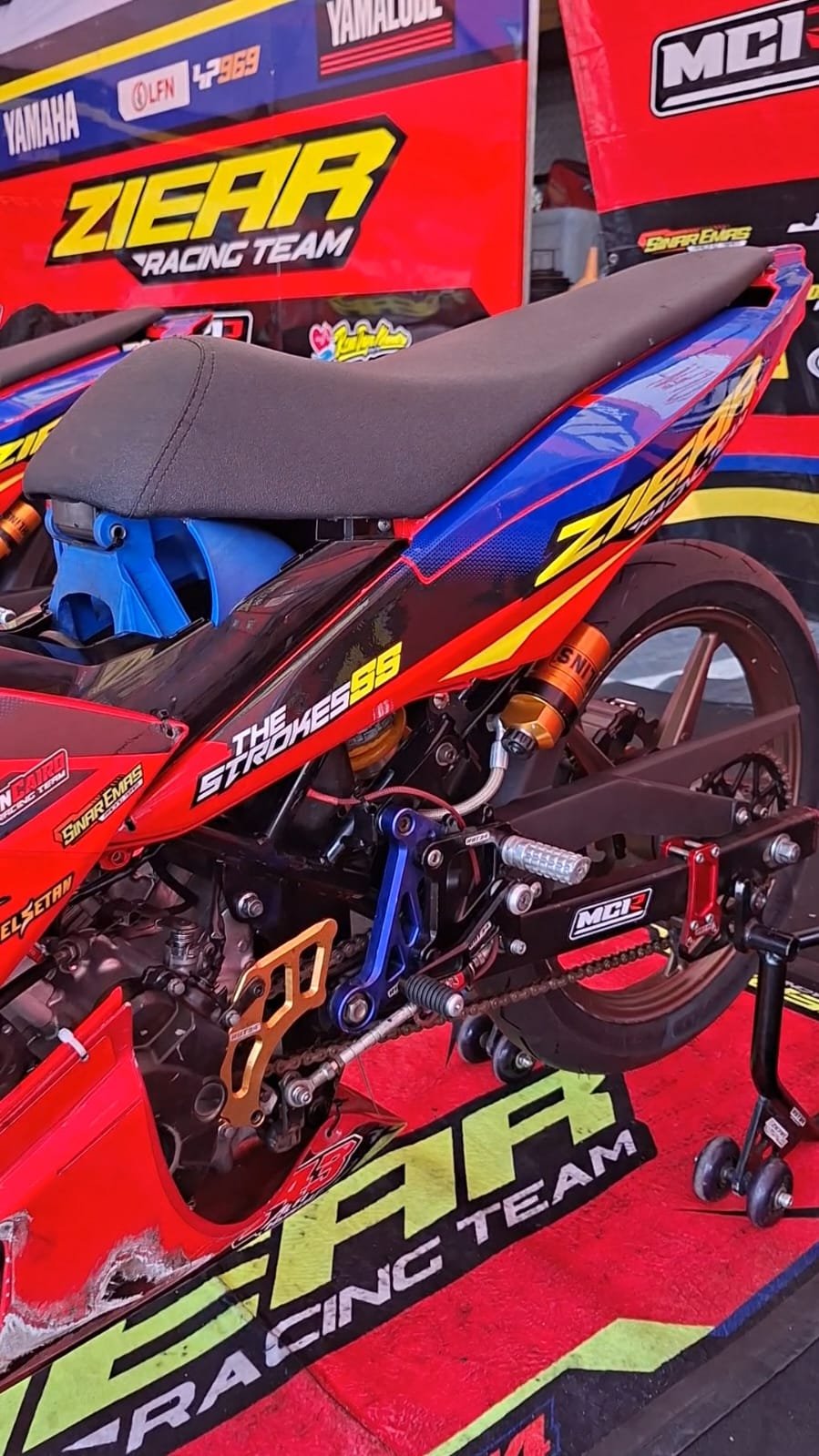 Ulti X,Ziear Racing Team,MX King,kampas rem lokal,komponen balap motor,balap nasional,produk otomotif Indonesia,road race,standar internasional,otomotif