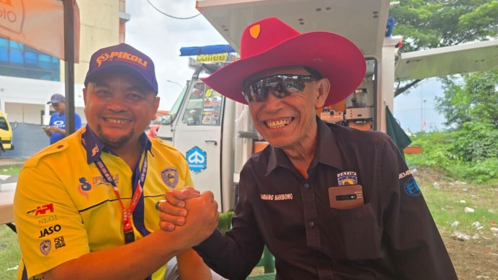 17e5dfd2-4f00-4673-8a41-0a81ebd4077f