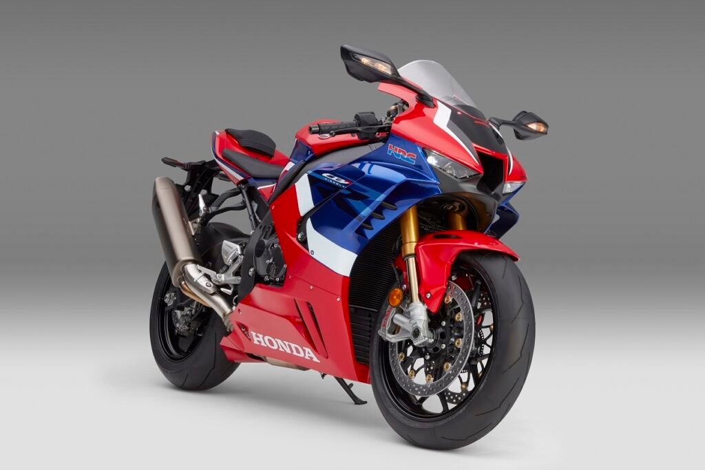 AHM_HondaCBRFireblade. 01