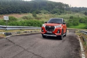 Mobil Loyo Saat Menanjak? Cek Komponen Ini Agar Tenaga Kembali Galak