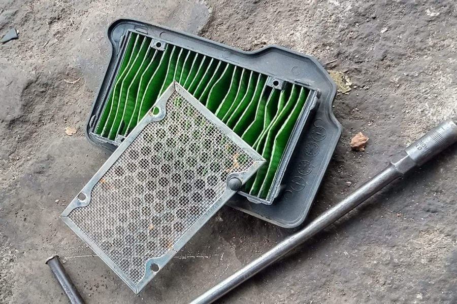 Harus Tahu, Risiko Pakai Filter Udara KW di Motor Bekas