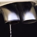 Knalpot Mobil Keluar Air Saat Mesin Dipanaskan, Normal atau Tanda Kerusakan?