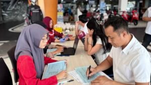 Astra Motor Yogyakarta kembali menggelar donor darah rutin bersama PMI Sleman pada 2026. Aksi kemanusiaan ini melibatkan karyawan dan konsumen Honda serta berhasil mengumpulkan puluhan kantong darah untuk membantu masyarakat yang membutuhkan.