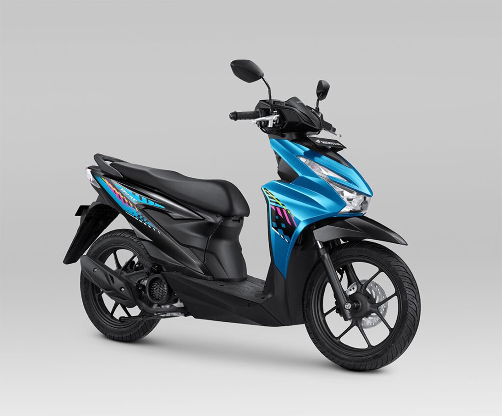 PT Astra Honda Motor memberikan penyegaran pada New Honda BeAT dengan warna dan desain striping terbaru. Skutik terlaris pilihan masyarakat Indonesia ini semakin memberikan lebih banyak pilihan bagi konsumen untuk mengekspresikan gaya berkendara yang menyenangkan tanpa menghilangkan nilai utama Honda BeAT sebagai skutik yang gesit, irit, aman, dan nyaman.
